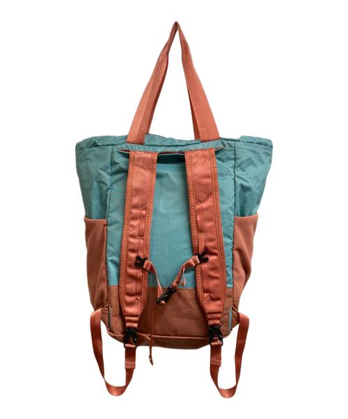 Patagonia（パタゴニア）Patagonia (パタゴニア) Ultralight Black Hole Tote Pack 27L ブルー×オレンジの古着・服飾アイテム