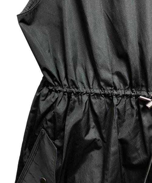 DES PRES（デ プレ）DES PRES (デ プレ) シルクタフタ ノースリーブワンピース ブラック サイズ:FREEの古着・服飾アイテム