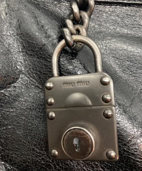 MIU MIU（ミュウミュウ）MIU MIU (ミュウミュウ) レザーハンドバッグ ブラックの古着・服飾アイテム