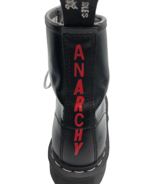 Dr.Martens（ドクターマーチン）Dr.Martens (ドクターマーチン) SEX PISTOLS (セックスピストルズ) 8ホールブーツ ブラック サイズ:UK6の古着・服飾アイテム