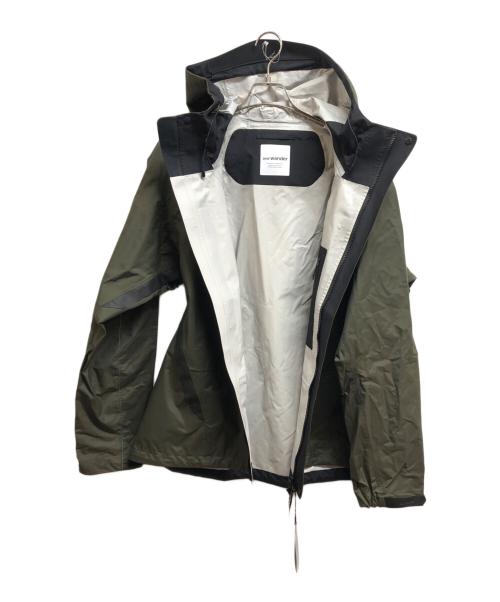 and wander（アンドワンダー）and wander (アンドワンダー) 2.5L hiker rain jacket カーキ サイズ:XL 未使用品の古着・服飾アイテム
