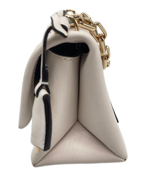 MICHAEL KORS（マイケル・コース）MICHAEL KORS (マイケル・コース) ショルダーバッグ ホワイトの古着・服飾アイテム