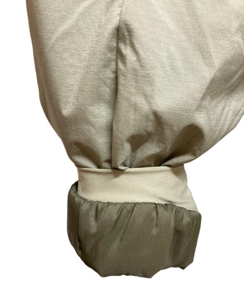 ARC'TERYX（アークテリクス）ARC'TERYX (アークテリクス) ATOM AR HOODY distortion カーキ サイズ:Lの古着・服飾アイテム