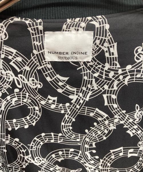 NUMBER (N)INE（ナンバーナイン）NUMBER (N)INE (ナンバーナイン) studios (ステュディオス) 別注アーカイブ刺繍スーベニアジャケット ブラック サイズ:2の古着・服飾アイテム