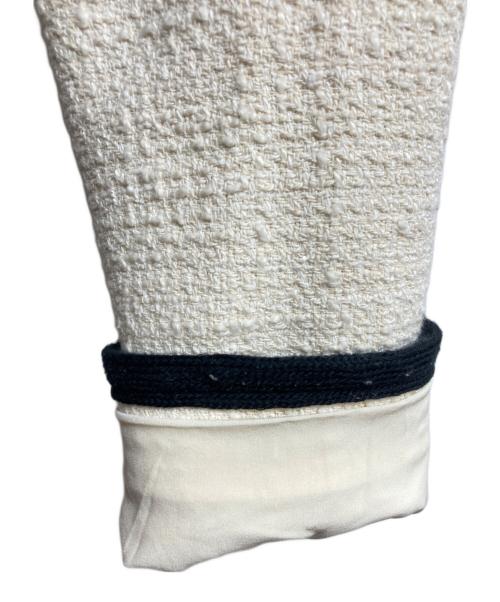 LAUREN RALPH LAUREN（ローレンラルフローレン）LAUREN RALPH LAUREN (ローレンラルフローレン) ツートーンブークレ クロップドジャケット アイボリーの古着・服飾アイテム