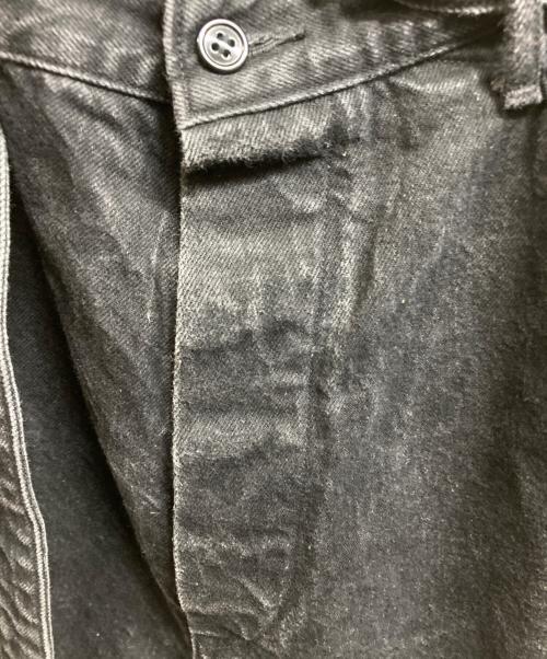 COMOLI（コモリ）COMOLI (コモリ) 20SS BELTED DENIM PANTS ブラック サイズ:3の古着・服飾アイテム