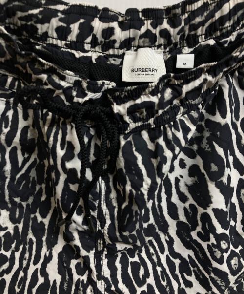 BURBERRY（バーバリー）BURBERRY (バーバリー) ラバーロゴスイムパンツ ホワイト×ブラック サイズ:Mの古着・服飾アイテム