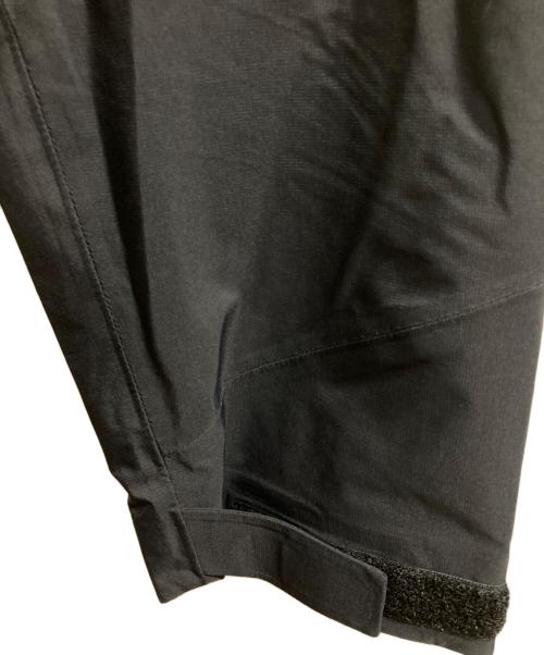 on（オン）on (オン) Trek Jacket ブラック サイズ:Ｍ 未使用品の古着・服飾アイテム