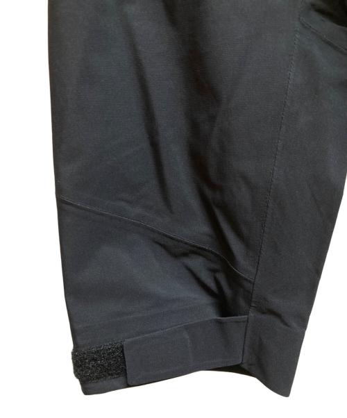 on（オン）on (オン) Trek Jacket ブラック サイズ:Ｍ 未使用品の古着・服飾アイテム