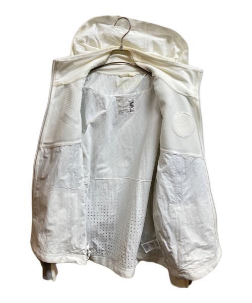 NIKE（ナイキ）NIKE (ナイキ) sacai (サカイ) LAYERED JKT ホワイト サイズ:Lの古着・服飾アイテム