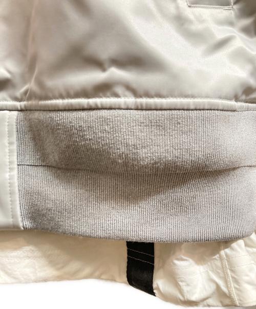 NIKE（ナイキ）NIKE (ナイキ) sacai (サカイ) LAYERED JKT ホワイト サイズ:Lの古着・服飾アイテム