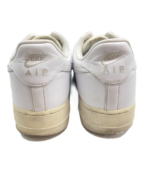 NIKE（ナイキ）NIKE (ナイキ) SUPREME (シュプリーム) AIR FORCE 1 LOW ローカットスニーカー ホワイト サイズ:US10の古着・服飾アイテム
