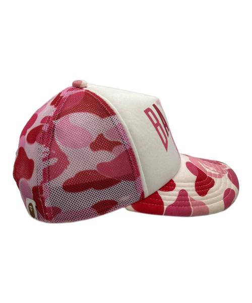 A BATHING APE（ア ベイシング エイプ）A BATHING APE (ア ベイシング エイプ) Abc Camo Nyc Logo Mesh Cap ピンク サイズ:Freeの古着・服飾アイテム