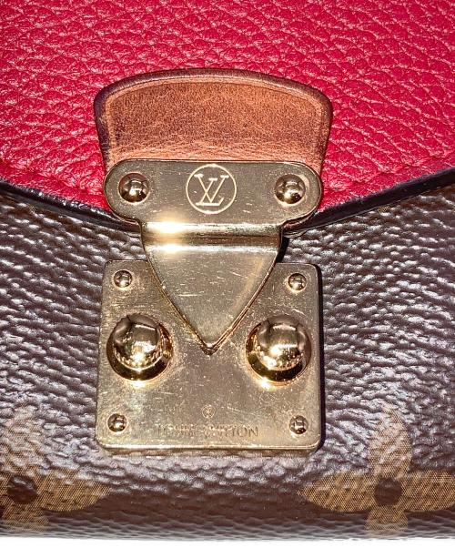 LOUIS VUITTON（ルイ ヴィトン）LOUIS VUITTON (ルイ ヴィトン) ポルトフォイユパラスコンパクト レッドの古着・服飾アイテム