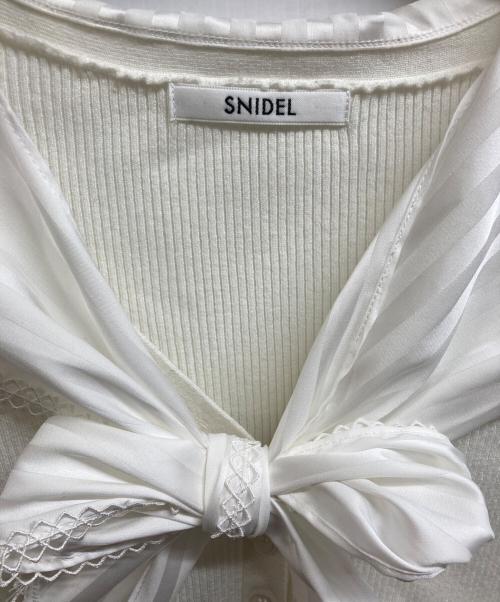 Snidel（スナイデル）Snidel (スナイデル) Sustainableスカーフブラウスドッキングプルオーバー ホワイト サイズ:1 未使用品の古着・服飾アイテム