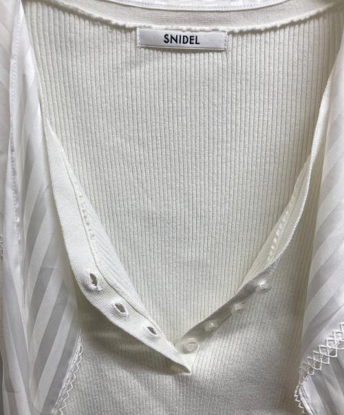 Snidel（スナイデル）Snidel (スナイデル) Sustainableスカーフブラウスドッキングプルオーバー ホワイト サイズ:1 未使用品の古着・服飾アイテム
