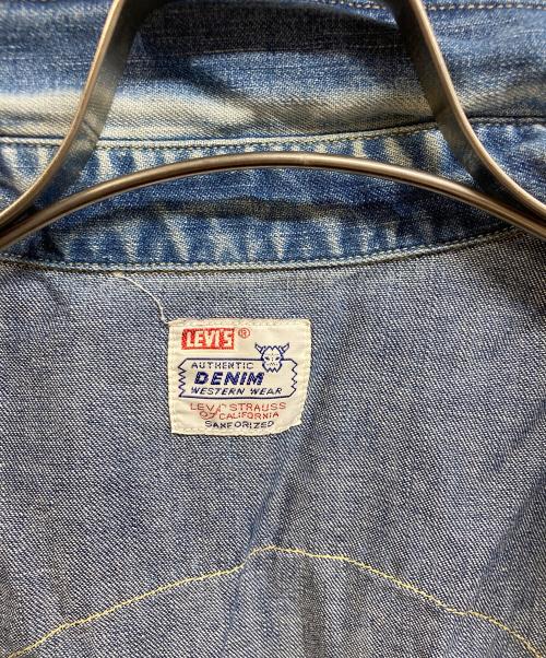 LEVI'S（リーバイス）LEVI'S (リーバイス) ショートホーン デニムウエスタンシャツ インディゴ サイズ:Mの古着・服飾アイテム