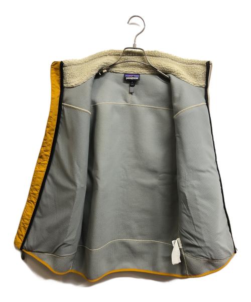 Patagonia（パタゴニア）Patagonia (パタゴニア) CLASSIC RETRO-X VEST アイボリー サイズ:Mの古着・服飾アイテム