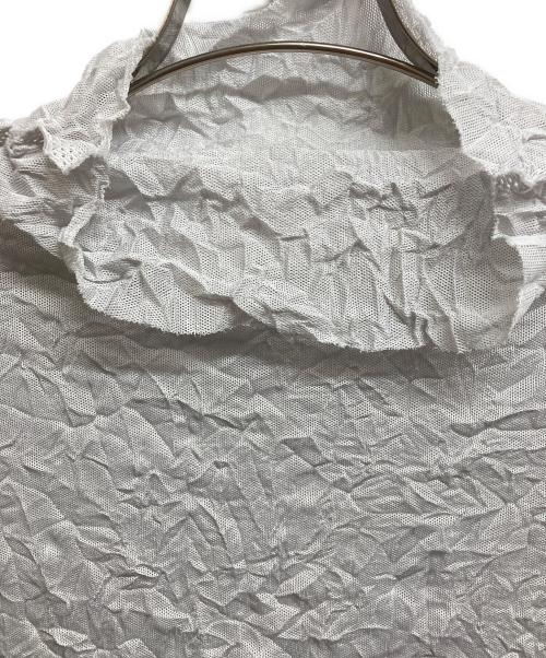 me ISSEY MIYAKE（ミーイッセイ ミヤケ）me ISSEY MIYAKE (ミーイッセイ ミヤケ) しわ加工 メレンゲTシャツ グレー サイズ:Freeの古着・服飾アイテム