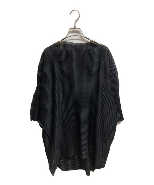 me ISSEY MIYAKE（ミーイッセイ ミヤケ）me ISSEY MIYAKE (ミーイッセイ ミヤケ) プリーツカットソー ブラック サイズ:Freeの古着・服飾アイテム