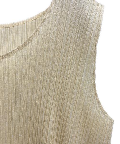 PLEATS PLEASE（プリーツプリーズ）PLEATS PLEASE (プリーツプリーズ) プリーツノースリーブワンピース ベージュ サイズ:3の古着・服飾アイテム