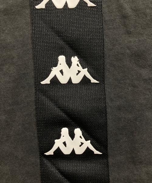 Acne studios（アクネ ストゥディオス）ACNE STUDIOS (アクネ ストゥディオス) Kappa (カッパ) フロントロゴプリントTシャツ ブラック サイズ:Sの古着・服飾アイテム