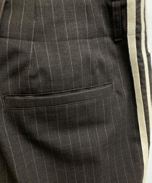 My Beautiful Landlet（マイビューティフルランドレット）My Beautiful Landlet (マイビューティフルランドレット) TROPICAL CLOTH SIDE LINE WIDE PANTS ブラウン サイズ:1の古着・服飾アイテム