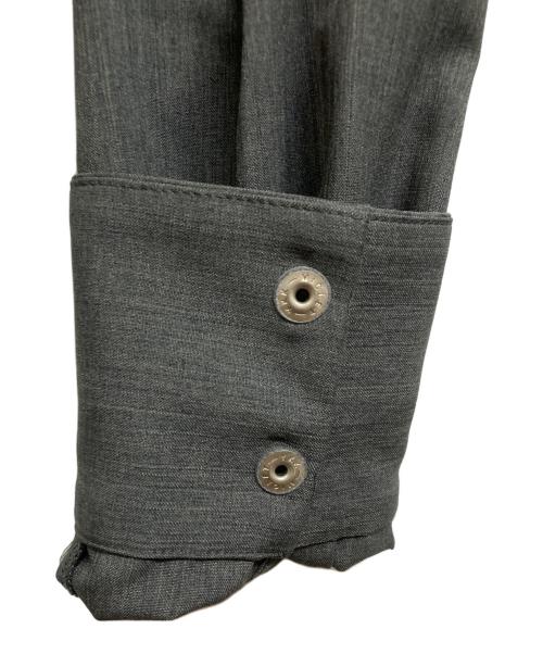 ATTISESSION（アティセッション）ATTISESSION (アティセッション) スタンドカラー ジャンプスーツ グレー サイズ:36の古着・服飾アイテム