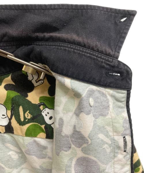 A BATHING APE（ア ベイシング エイプ）A BATHING APE (ア ベイシング エイプ) PEANUTS (ピーナッツ) ワンポイントABCカモオックスフォードBDシャツ グリーン サイズ:Lの古着・服飾アイテム