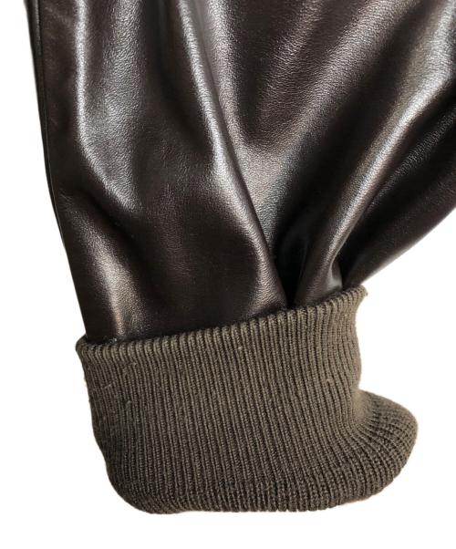 AVIREX（アヴィレックス）AVIREX (アヴィレックス) A-2 PLANE FLIGHTJACKET ブラウン サイズ:42の古着・服飾アイテム