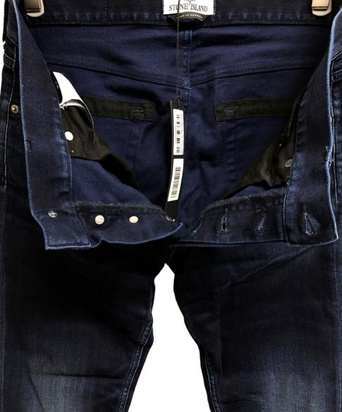 STONE ISLAND（ストーンアイランド）STONE ISLAND (ストーンアイランド) デニムパンツ インディゴ サイズ:W31 未使用品の古着・服飾アイテム