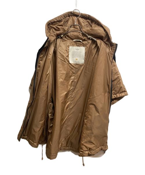 MaxMara（マックスマーラ）MaxMara (マックスマーラ) フーデッドダウンポンチョ ブラウン サイズ:Sの古着・服飾アイテム