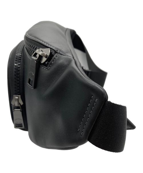 COACH（コーチ）COACH (コーチ) レーサー ベルト バッグ ブラックの古着・服飾アイテム