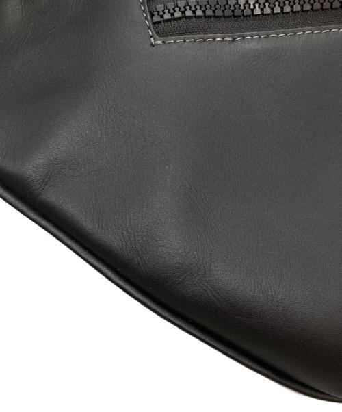 COACH（コーチ）COACH (コーチ) レーサー ベルト バッグ ブラックの古着・服飾アイテム