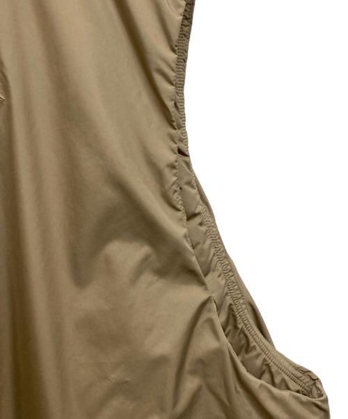 GOLDWIN（ゴールドウイン）GOLDWIN (ゴールドウイン) インサレーションベスト ベージュ サイズ:Lの古着・服飾アイテム