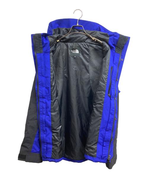 THE NORTH FACE（ザ ノース フェイス）THE NORTH FACE (ザ ノース フェイス) マウンテンライトジャケット ブラック×ブルー サイズ:XLの古着・服飾アイテム