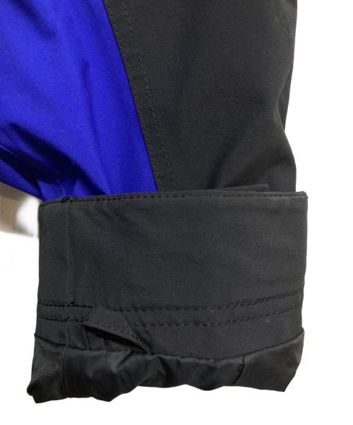 THE NORTH FACE（ザ ノース フェイス）THE NORTH FACE (ザ ノース フェイス) マウンテンライトジャケット ブラック×ブルー サイズ:XLの古着・服飾アイテム