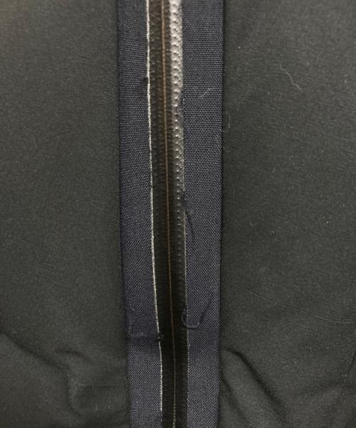 DESCENTE（デサント）DESCENTE (デサント) マウンテニア ダウン ジャケット ブラック サイズ:Lの古着・服飾アイテム