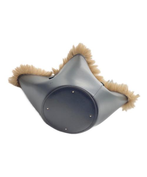 VASIC（ヴァジック）VASIC (ヴァジック) CUDDLE ブラックの古着・服飾アイテム