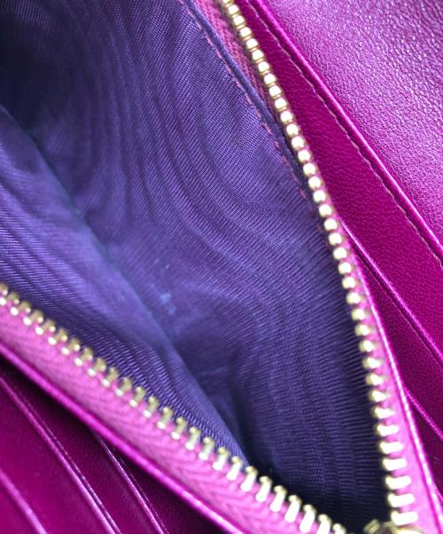 MIU MIU（ミュウミュウ）MIU MIU (ミュウミュウ) パテントレザーリボンデザイン長財布 ブラックの古着・服飾アイテム