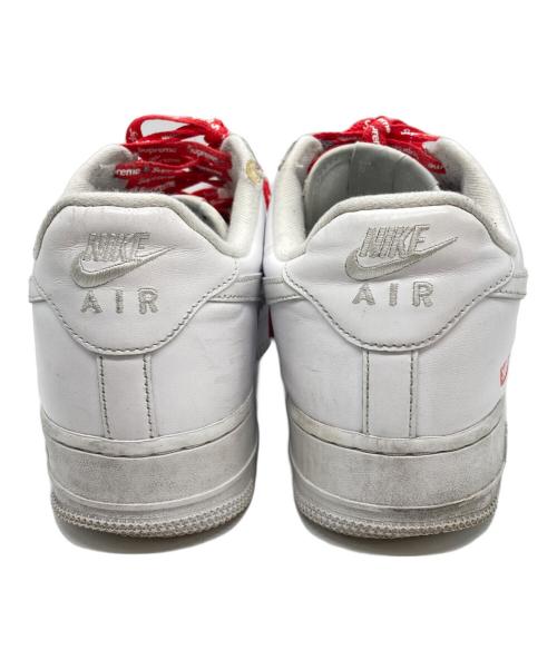 NIKE（ナイキ）NIKE (ナイキ) Supreme (シュプリーム) Air Force 1 Low ローカットスニーカー ホワイト サイズ:UK8の古着・服飾アイテム