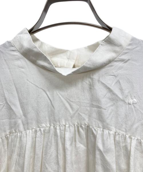 mina perhonen（ミナ ペルホネン）mina perhonen (ミナ ペルホネン) ブラウスワンピース ホワイト サイズ:40の古着・服飾アイテム