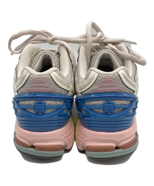 NEW BALANCE（ニューバランス）NEW BALANCE (ニューバランス) M1906NC OFF WHITE ベージュ サイズ:UK8.5の古着・服飾アイテム