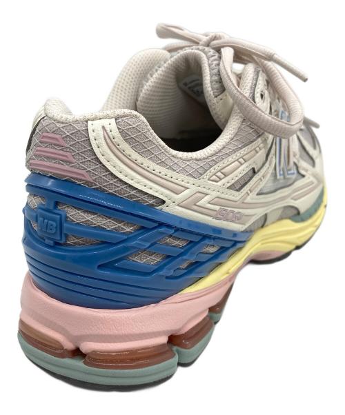 NEW BALANCE（ニューバランス）NEW BALANCE (ニューバランス) M1906NC OFF WHITE ベージュ サイズ:UK8.5の古着・服飾アイテム