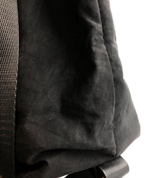 ear PAPILLONNER（イアパピヨネ）ear PAPILLONNER (イアパピヨネ) ナイロンショルダーバッグ ブラックの古着・服飾アイテム