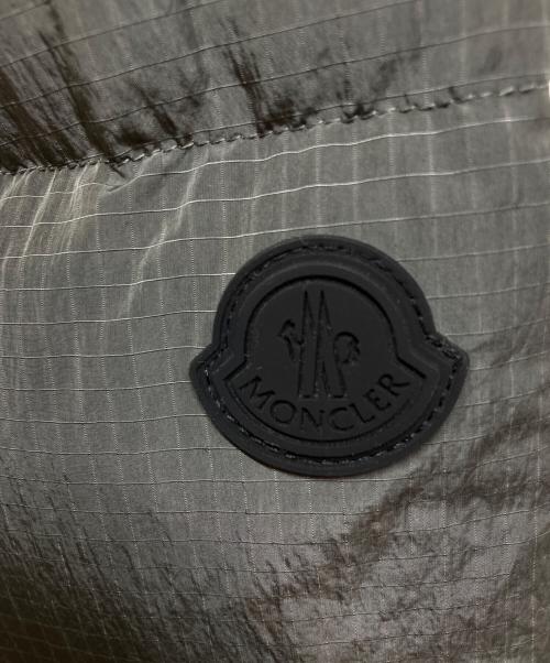MONCLER（モンクレール）MONCLER (モンクレール) ダウンジャケット カーキ サイズ:2の古着・服飾アイテム