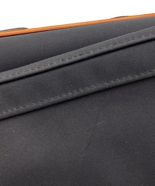 PUMA（プーマ）PUMA (プーマ) Urban Mobility Wood Panel Bag ブラックの古着・服飾アイテム
