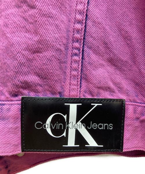 Calvin Klein Jeans（カルバンクラインジーンズ）Calvin Klein Jeans (カルバンクラインジーンズ) デニムジャケット ピンク サイズ:Mの古着・服飾アイテム