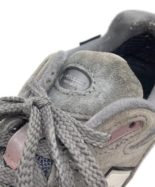 NEW BALANCE（ニューバランス）NEW BALANCE (ニューバランス) M2002RXA GORE-TEX ローカットスニーカー グレー サイズ:US9の古着・服飾アイテム