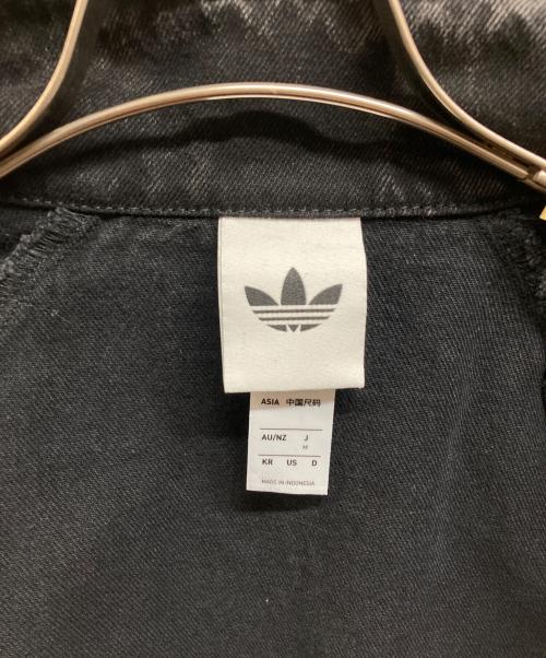 adidas（アディダス）adidas (アディダス) ファースト ブラックデニム トラックトップ ブラック サイズ:Mの古着・服飾アイテム